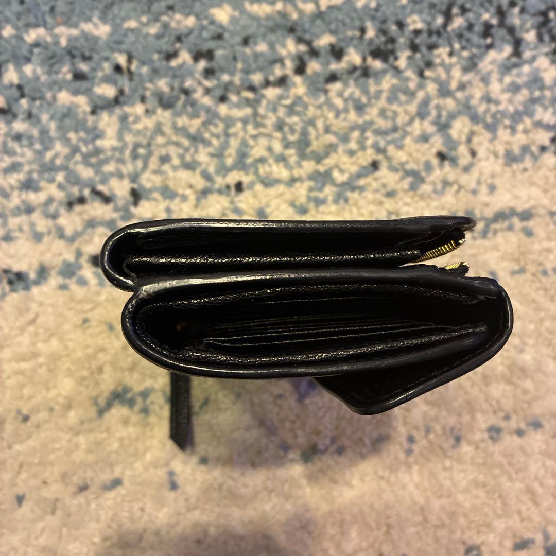 MIUMIU レザー　三つ折り財布