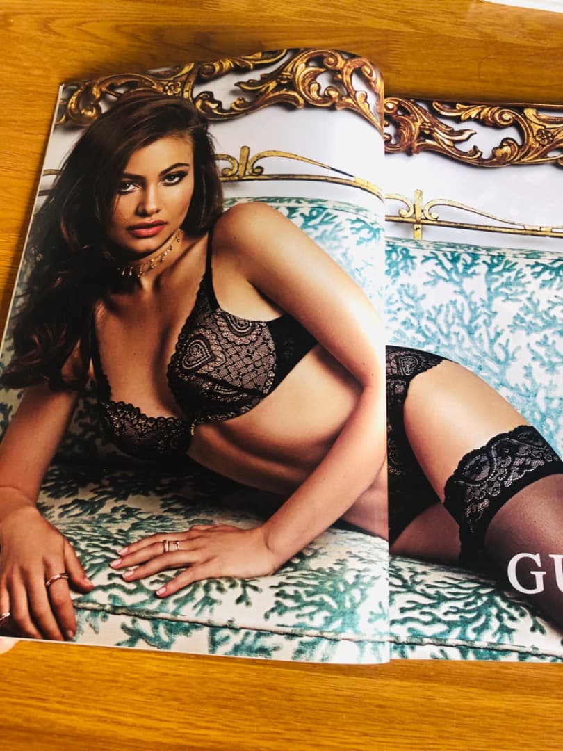 Linea Intima 下着専門誌 世界のランジェリー