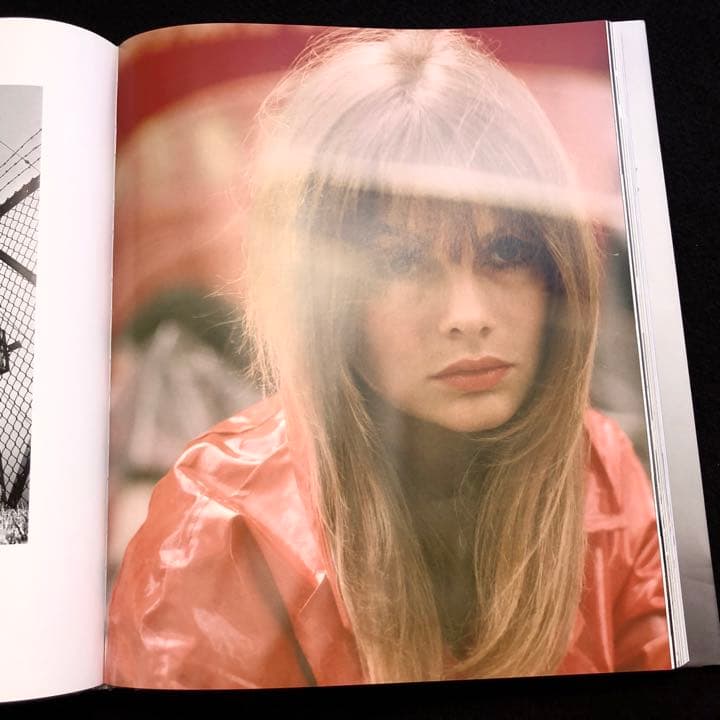ブリティッシュ・ヴォーグ 100周年記念写真集「VOGUE 100」ハードカバー