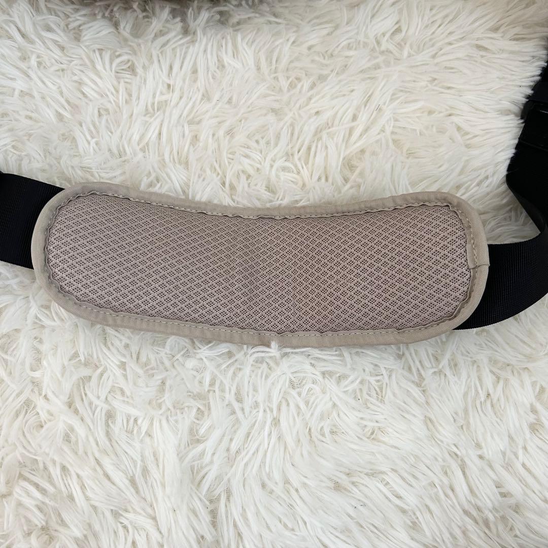 Hugoo ハグー ヒップシートショルダーバッグ　ベビー スリング 抱っこ紐