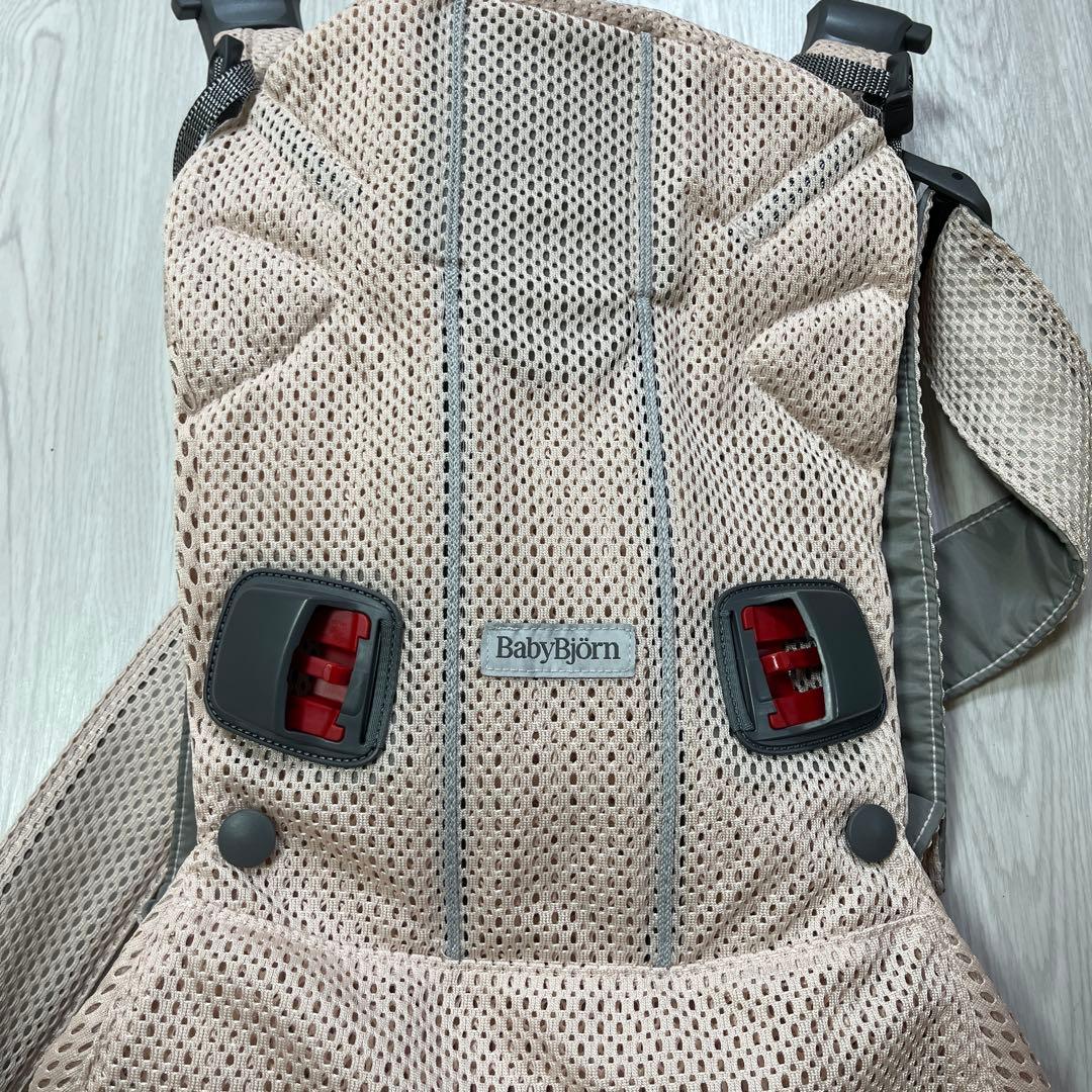 BabyBjörn 抱っこ紐 ベージュ メッシュ