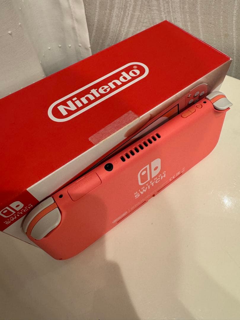 ニンテンドースイッチ Nintendo Switch Lite コーラル