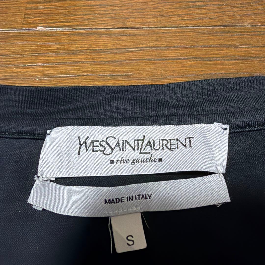 yves saint laurent イヴサンローラン ロゴ　Tシャツ