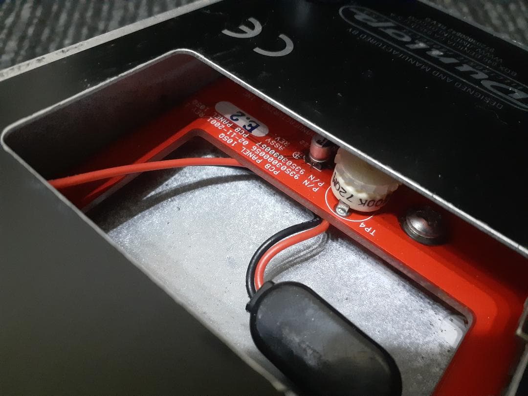 JIM DUNLOP 105Q CRYBABY BASS用ワウ クライベイビー