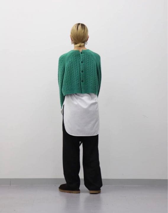 美品カレンテージCURRENTAGEグリーンショートカーディガン完売希少