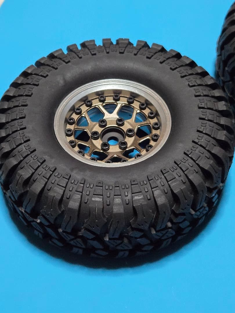 【未使用】1/10 RC クローラー用 1.9インチ タイヤ & ホイール 4本