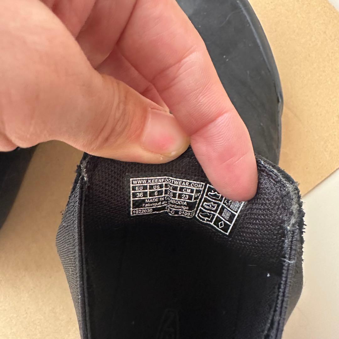 KEEN ブラック エレナ　チェルシー　23cm