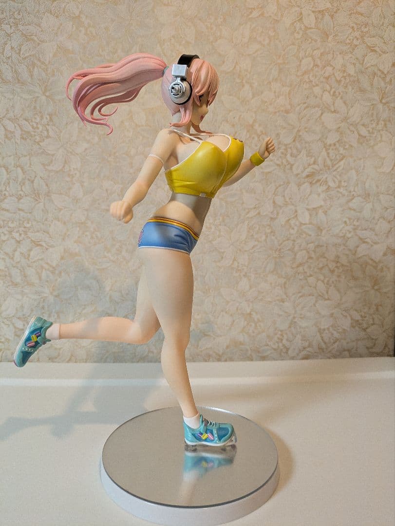 すーぱーそに子 ジョギングver. 1/7 完成品フィギュア