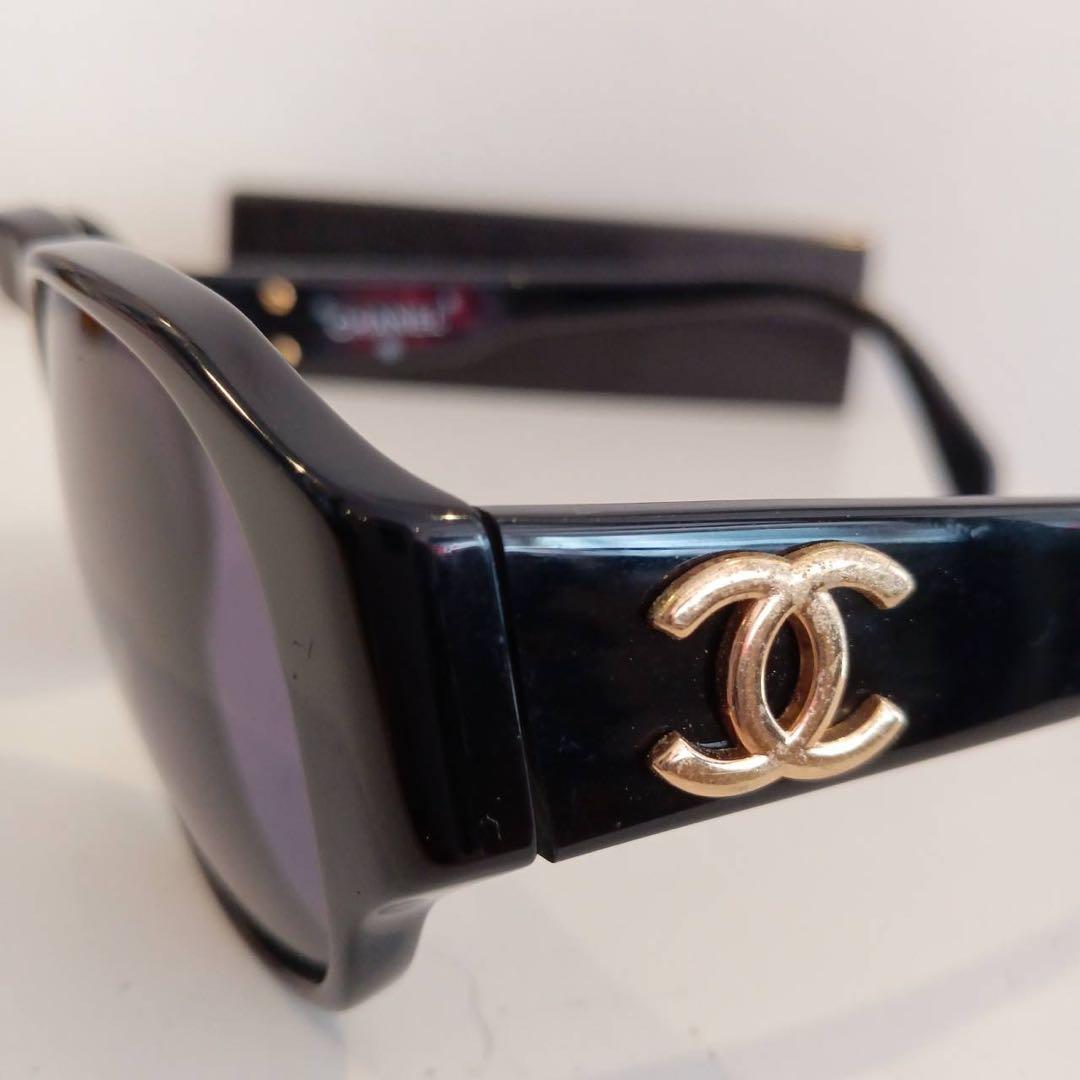 ひ*ろ様 シャネル CHANEL ココマーク サングラス 金ロゴ ブラック ケー