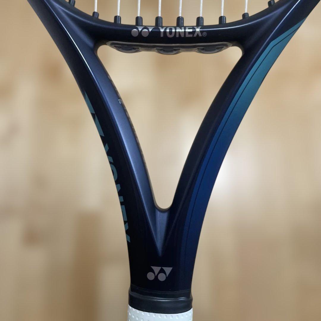 YONEX テニスラケットEゾーン105