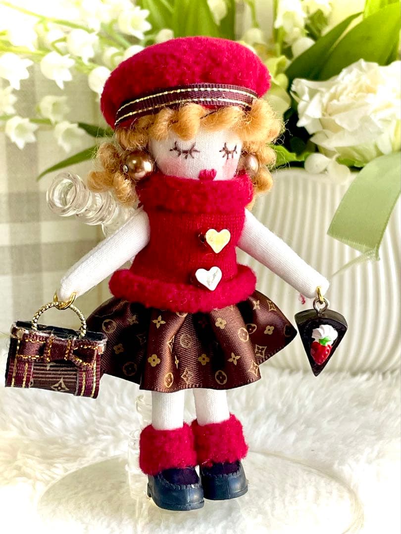 バレンタイン❤️ボルドーフリース❤️チョコケーキ♡ハンドメイド♡ドールチャーム