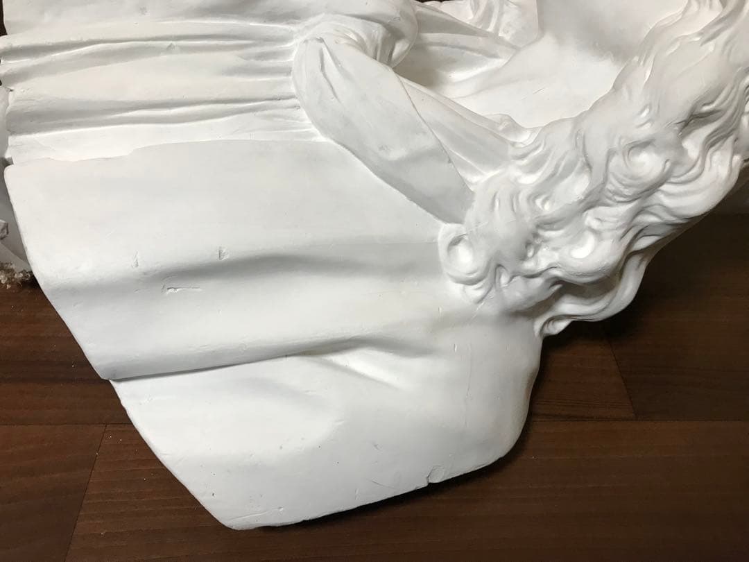 石膏像　モリエール