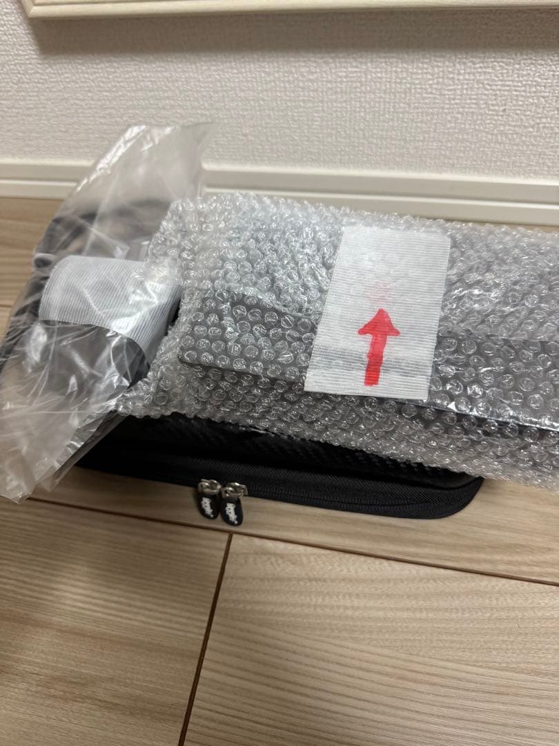 Nintendo Switch 青/黒 &赤Joy-Con 外箱なし他社製ケース