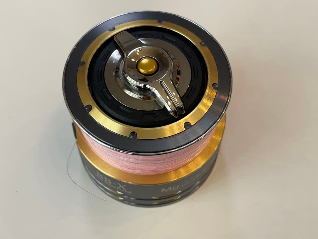 な*た様 SHIMANO BB-X TECHNIUM Mg2500DXG 201