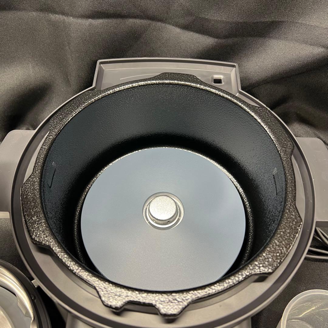 L3【未使用品】アイリスオーヤマ　電気圧力鍋　PMPC-MA2-B 2.2L