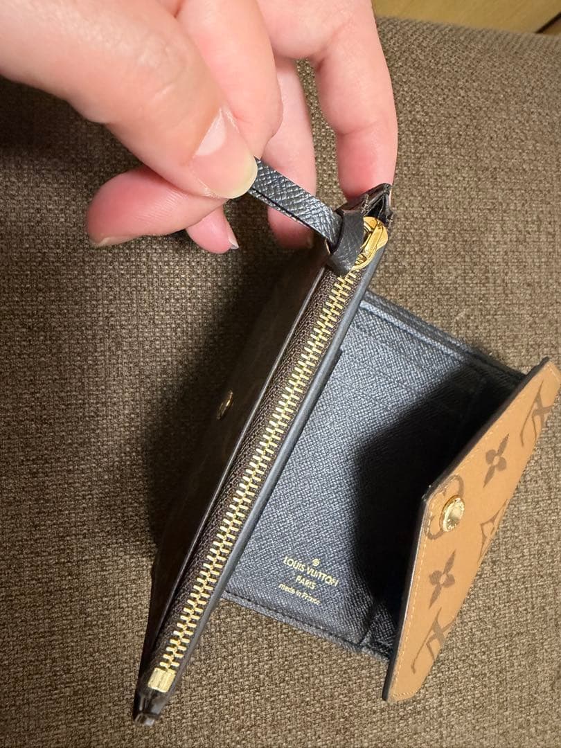 ルイ・ヴィトン財布　ポルトフォイユ・ヴィクトリーヌ