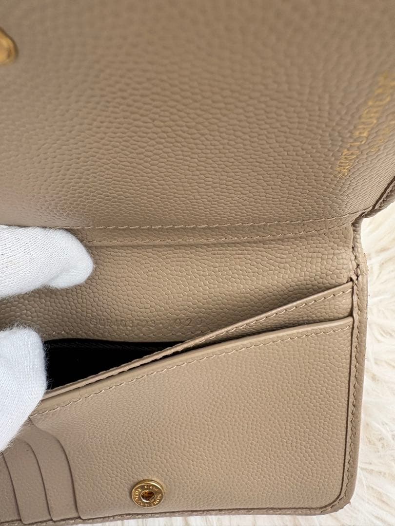 ✨YSL イヴサンローラン 財布 コンパクト ベージュ レディース