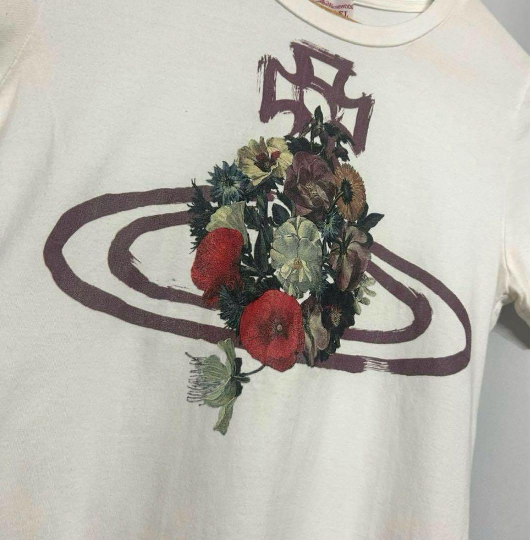 Juri Vivienne Westwood ホワイトTシャツ　オーブ