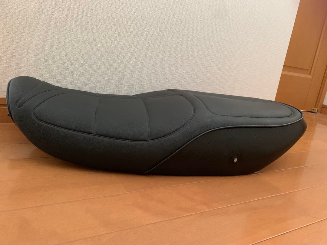 Kawasaki カワサキ ゼファー1100 純正 シート