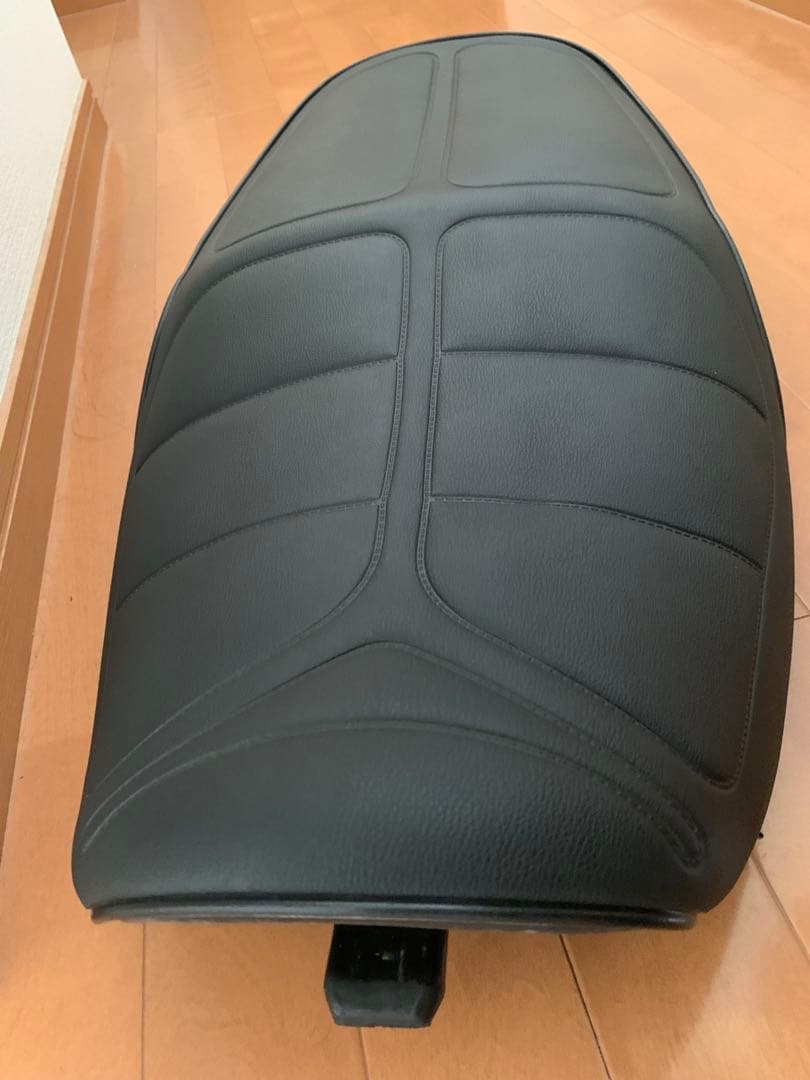 Kawasaki カワサキ ゼファー1100 純正 シート
