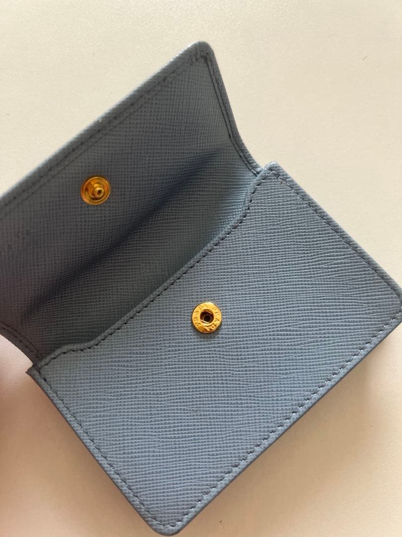 【美品】PRADA サフィアーノレザー 名刺入れ ライトブルー