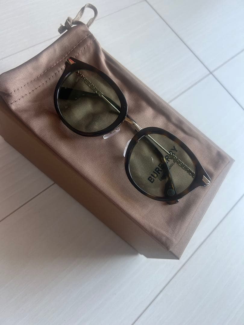BURBERRY サングラス バーバリー