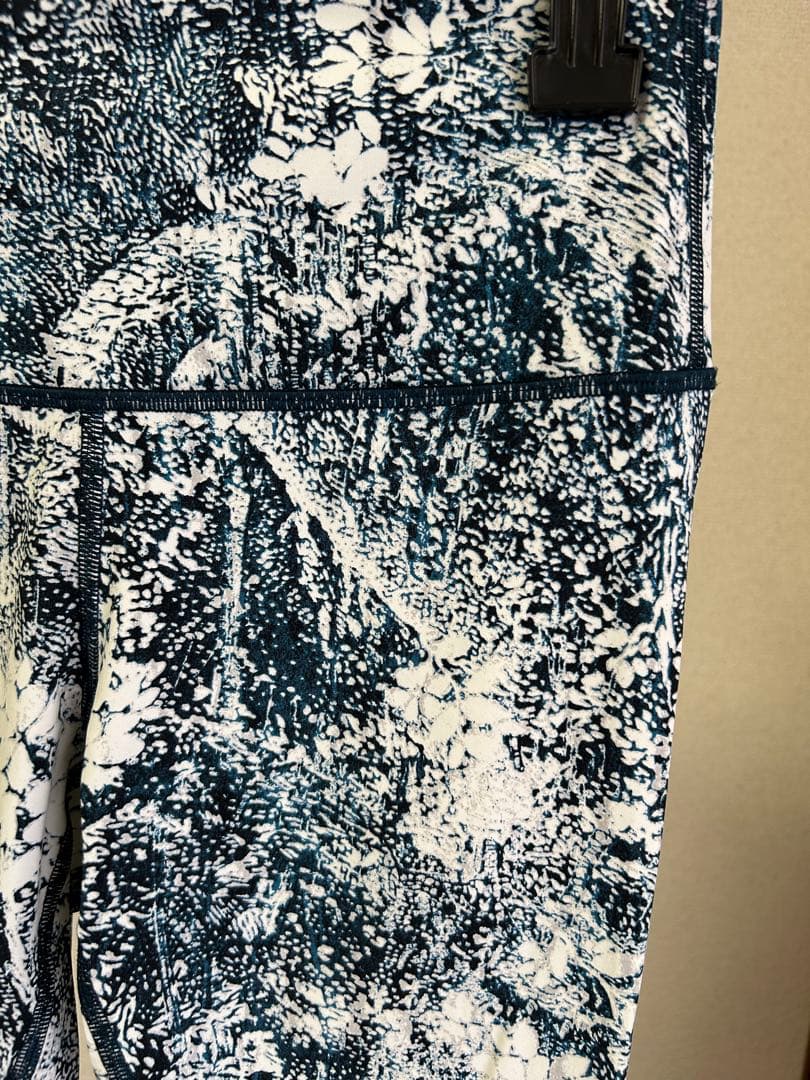 【koma】美品　Lululemon ルルレモン　レギンス