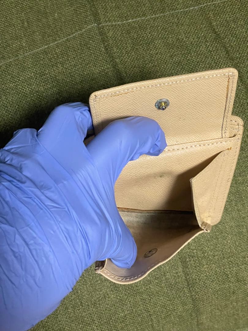 ルイヴィトン ダミエ　アズールホワイト白ニつ折りLOUIS VUITTON