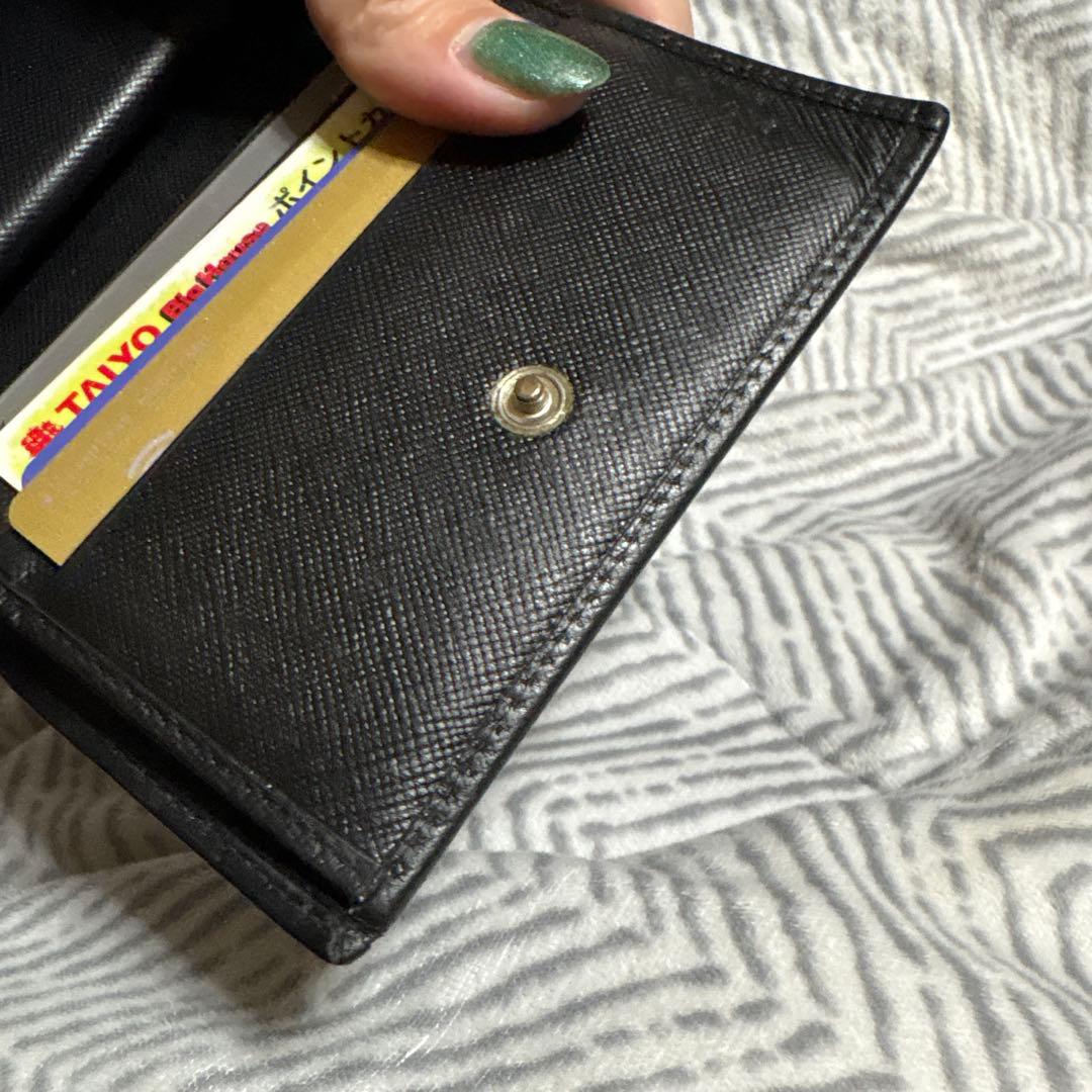 PRADA サフィアーノレザー 二つ折り財布 ブラック