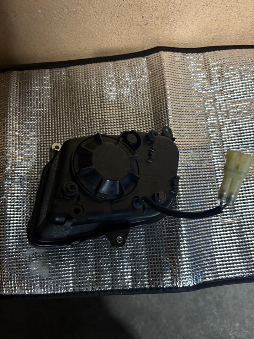 CBR600RR pc40 純正ヘッドライト 右