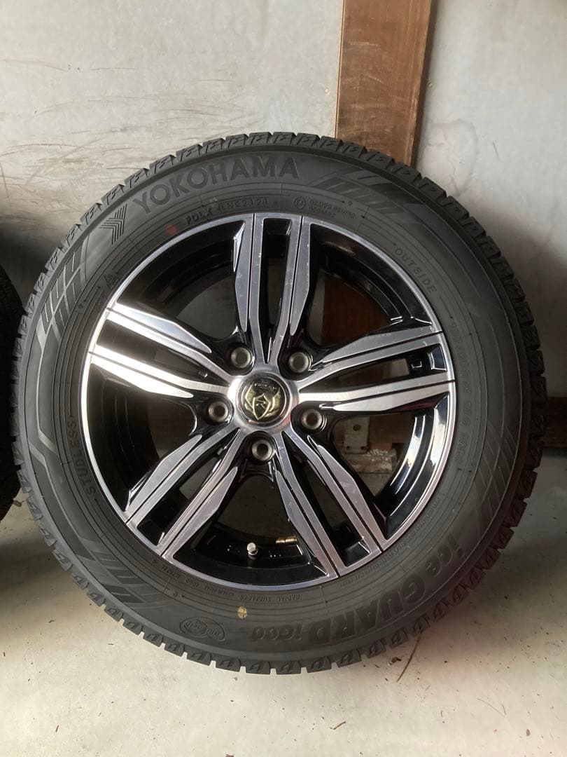 美品バリ山！ヨコハマ　アイスガードIG60 185/65R15 現行フリード