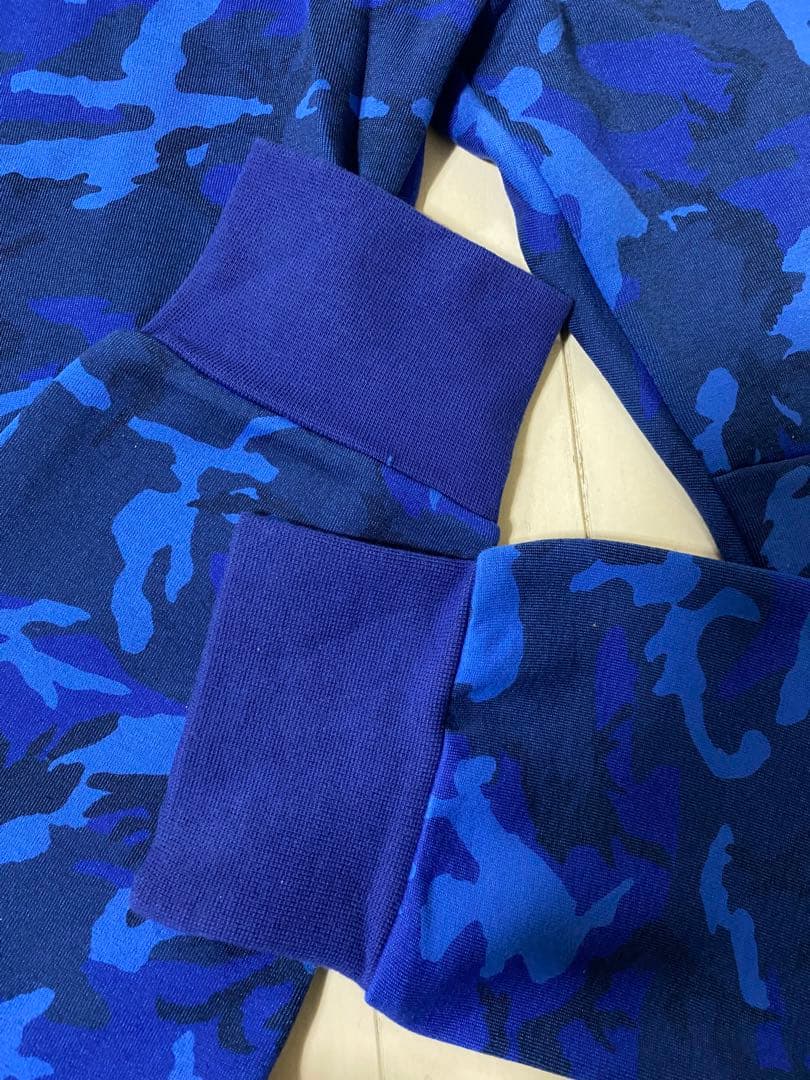 と*ろ様 ナイキテックフリース　セットアップMブルーカモ
