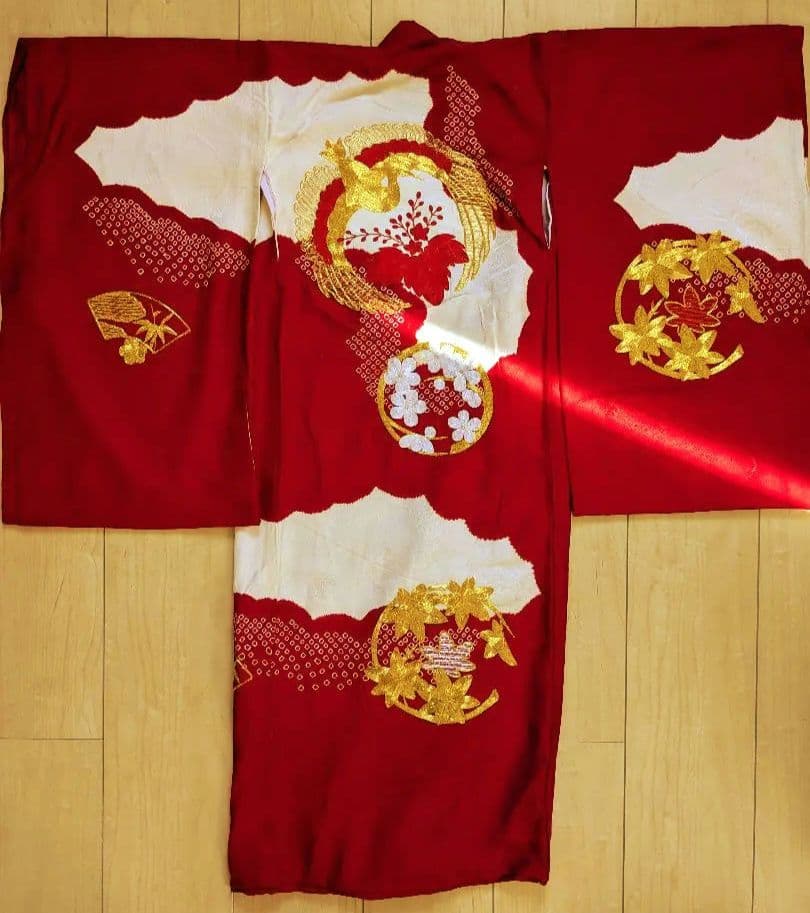 S*S様 お宮参り、七五三着物4点セット　女の子3歳　絹　刺繍　アンティーク　昭