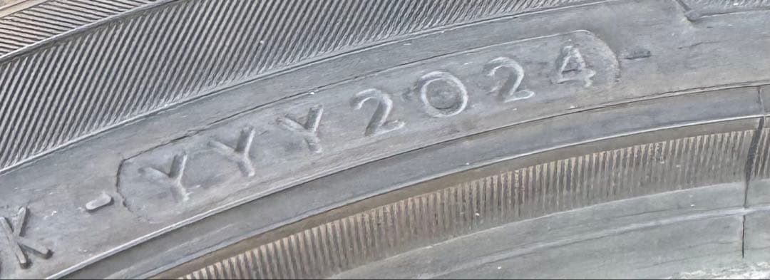 24年製YOKOHAMA 215/45R17 夏タイヤ4本セット