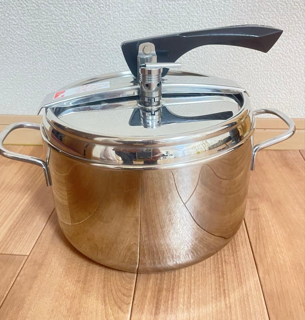 ステンレス圧力鍋 Lagostina 5L 22cm