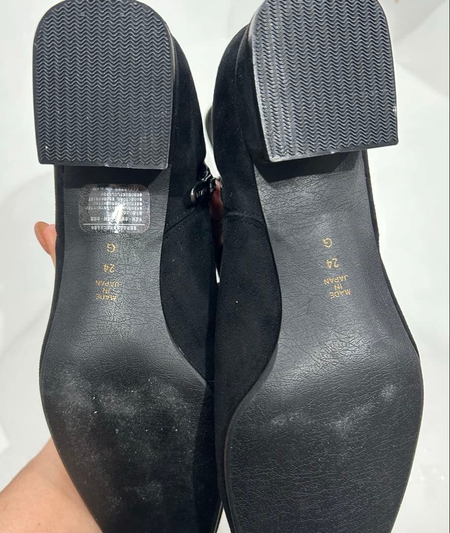 ほぼ未使用 DIANA シンプルフラットショートブーツ