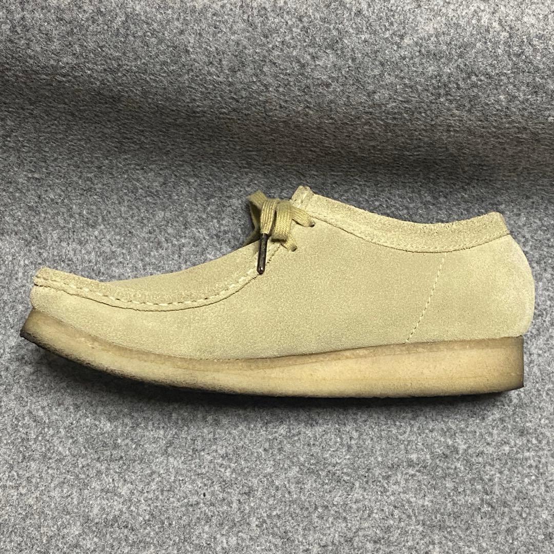 clarks クラークス　26.5 ワラビー ベージュ スエード モカシン