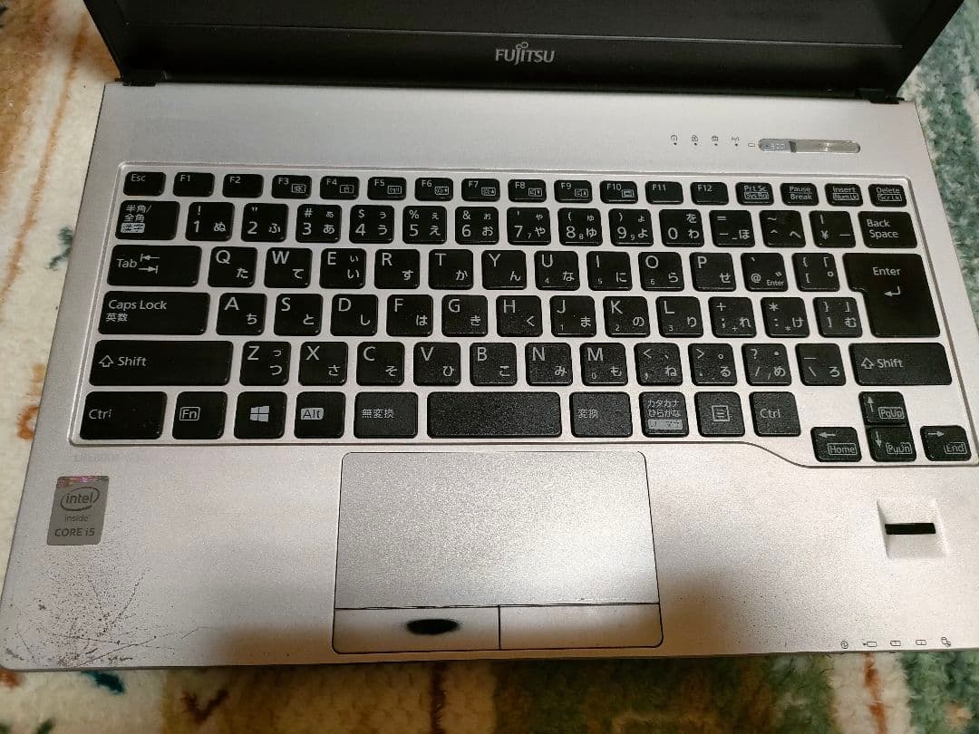 FUJITSU Core i5　SSD256　6GB Win11 ノートパソコン