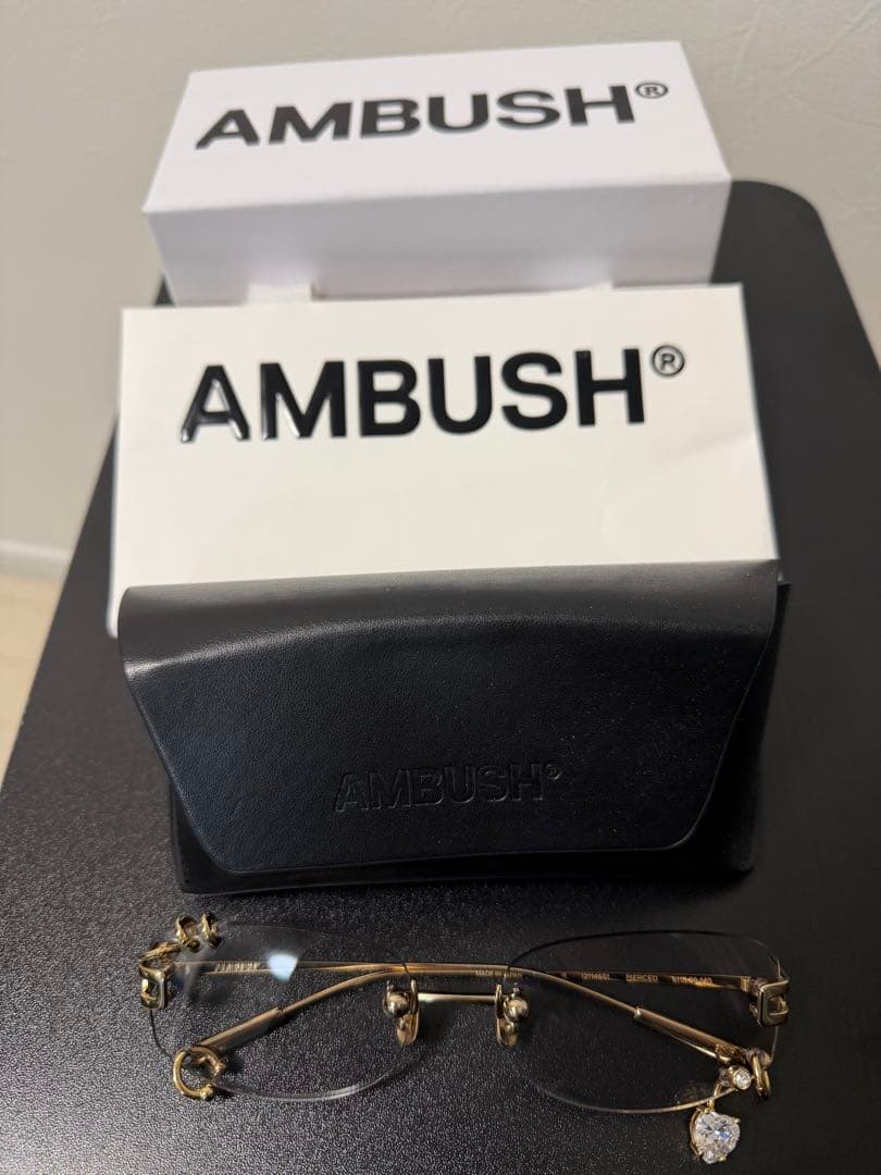 AMBUSH PIERCED SUNGLASSES　サングラス