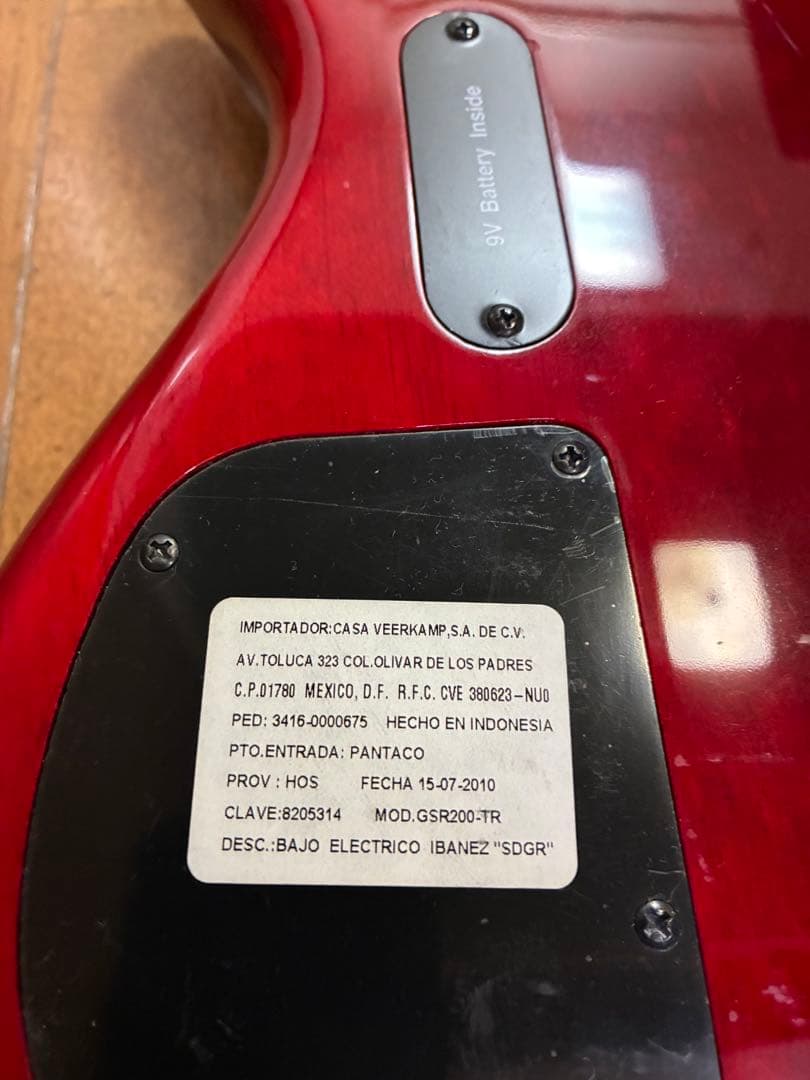 【連休値下げ】レッドエレキベース 4弦 Ibanez SDGR GSR200