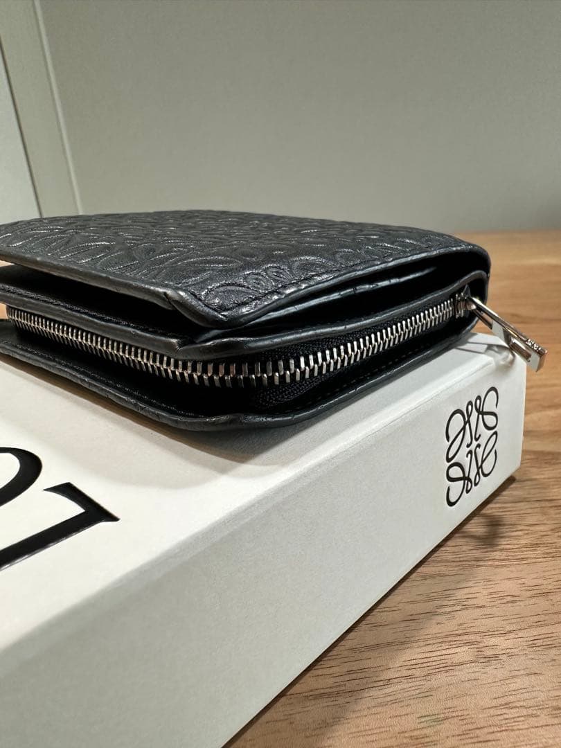 LOEWE 二つ折り財布 ブラック