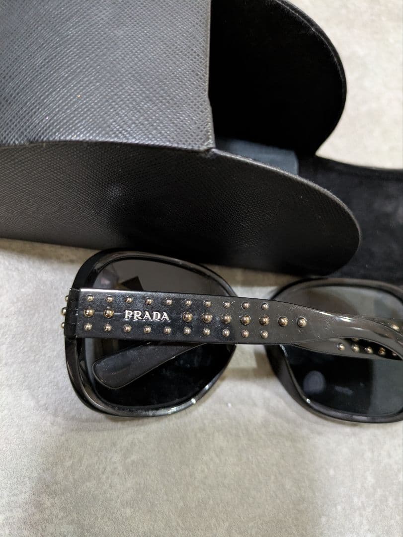 プラダ　PRADA サングラス スタッズ　60□15 130 SPR04M
