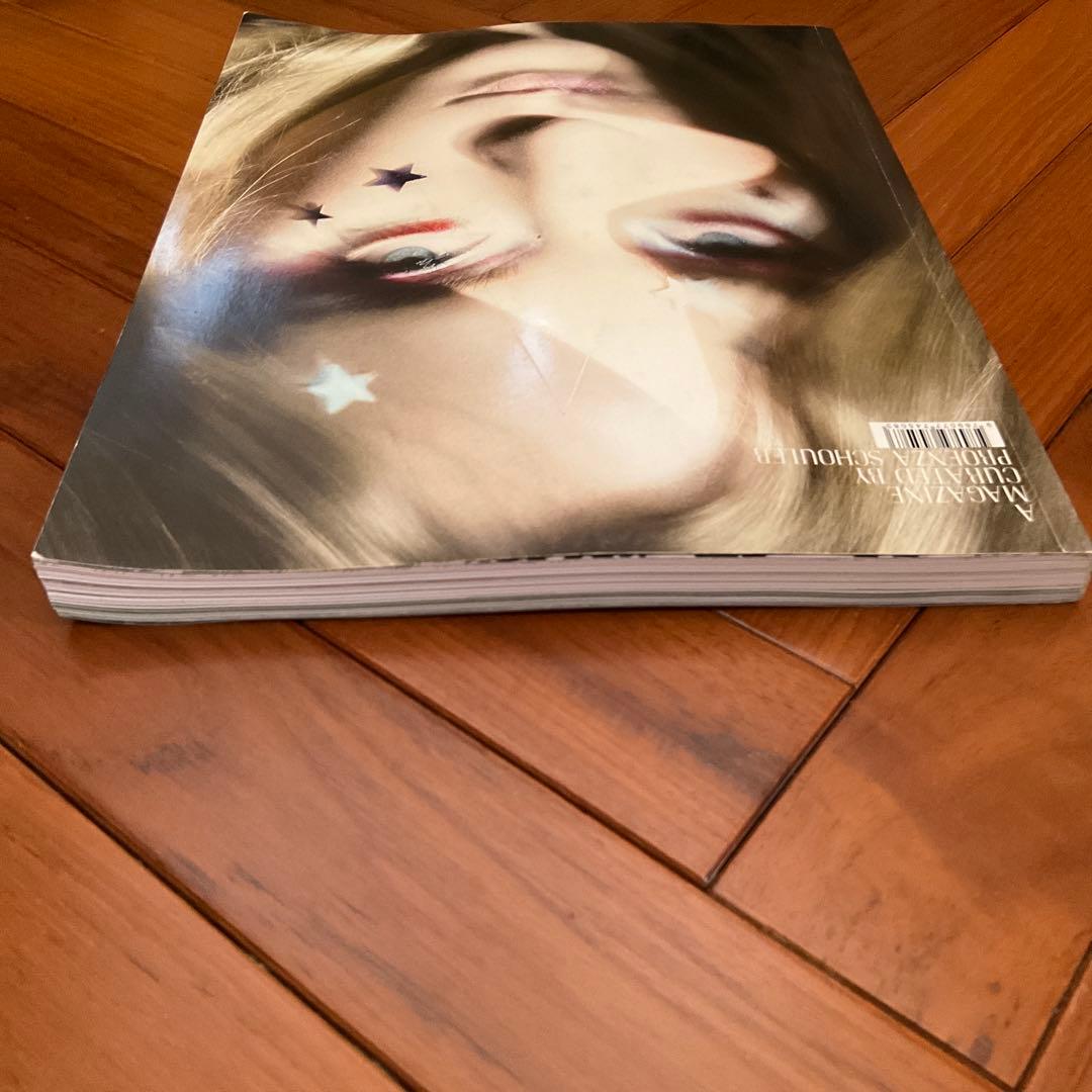 アート・デザイン・音楽 A MAGAZINE CURATED BY PROENZA SCHOULER