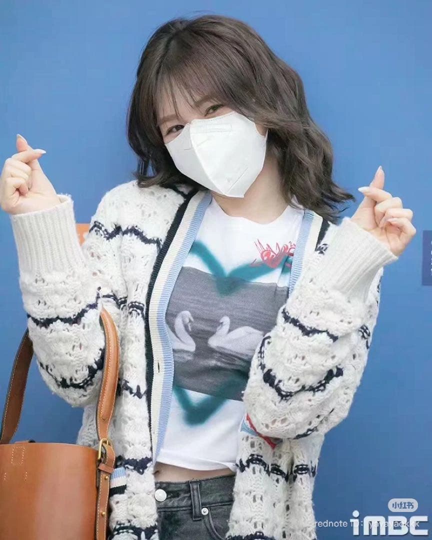 IU着用 The Open Product OPEN YY Tシャツ トップス