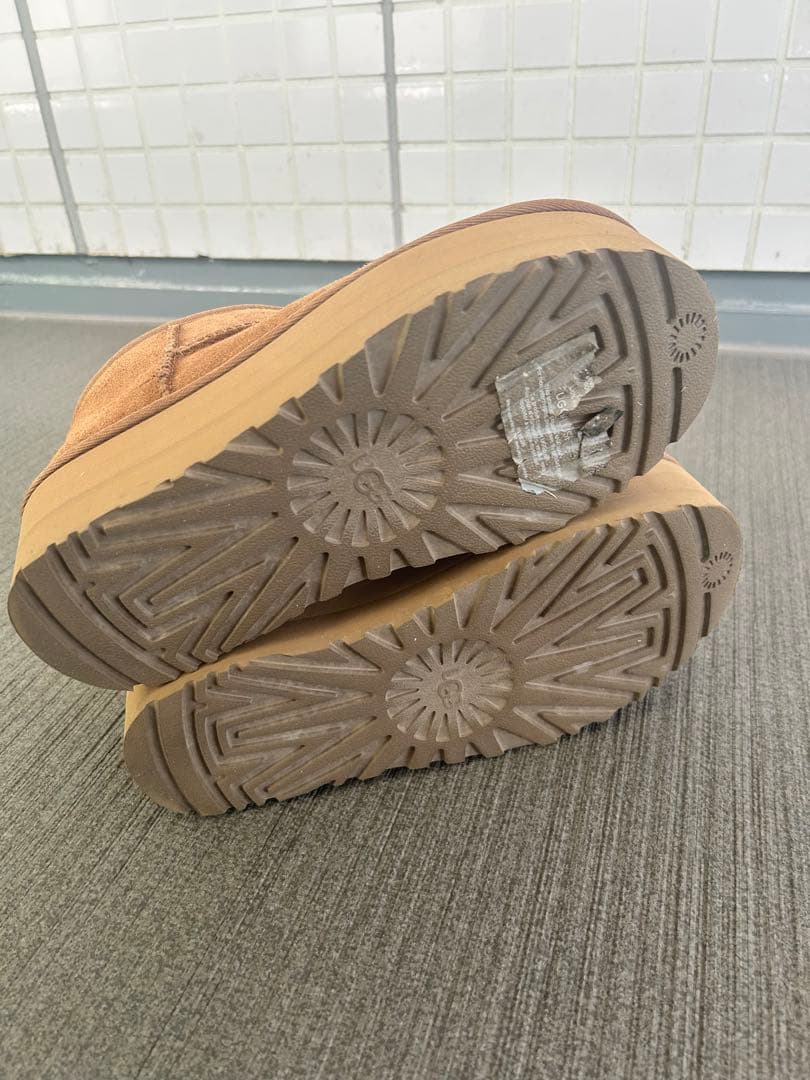アグ UGG クラッシック 厚底 ムートンブーツ 23cm