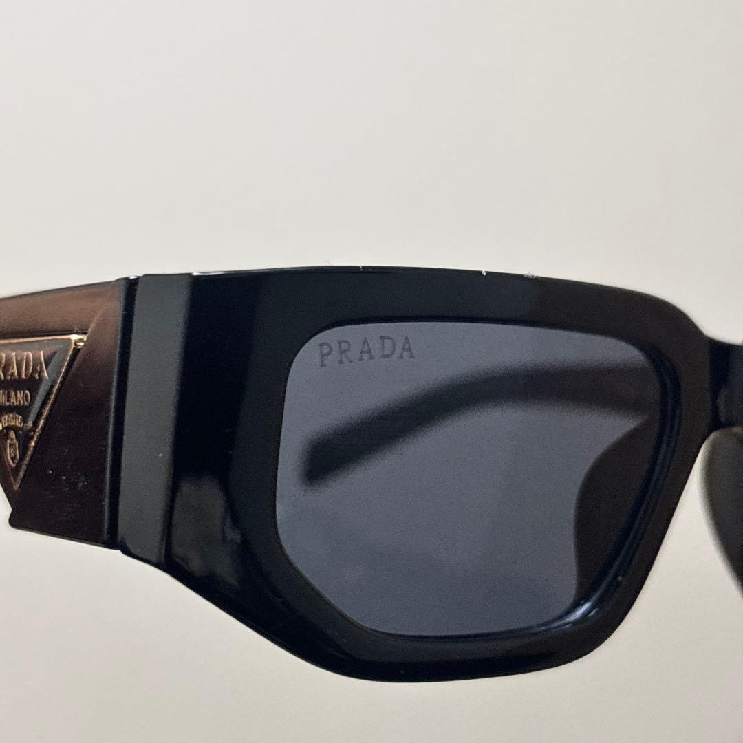 PRADA トライアングルロゴ　サングラス　 6002 53 19-140