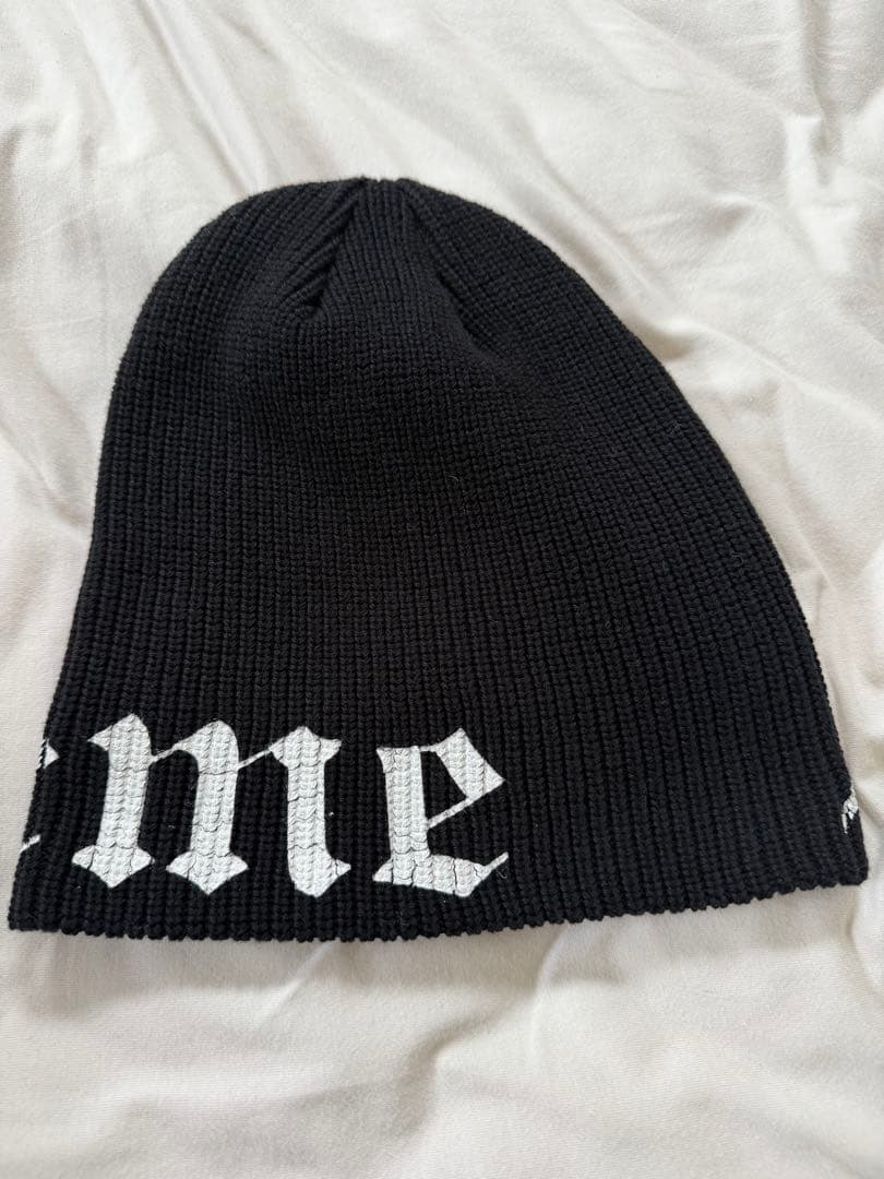Supreme Old English Beanie 26SSステッカー付き