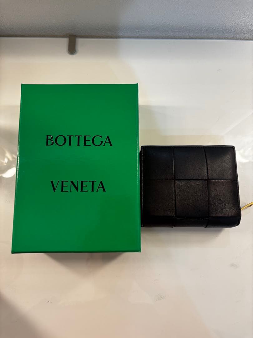 BOTTEGA VENETA ブラック 二つ折り 財布 カセット