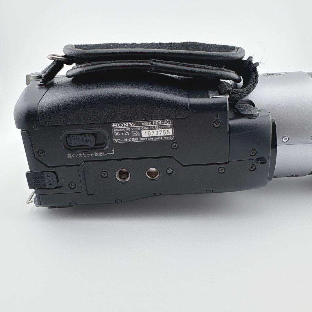 【美品】動作品 SONY HDR-HC1 ビデオカメラ HDV　MiniDV対応