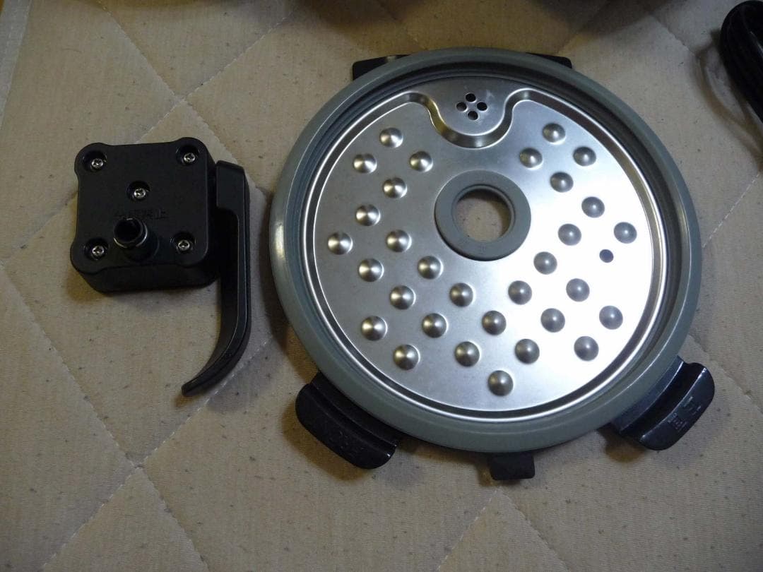 SHARP ヘルシオ ホットクック KN-HW10E 水無し自動調理器